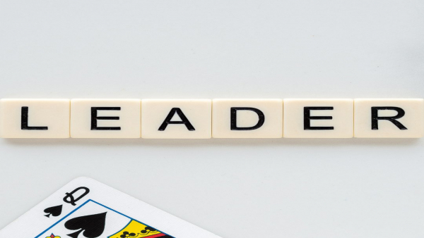 目指せ管理者！介護職からマネージャー・リーダーへのキャリアパスと求人選びのコツ